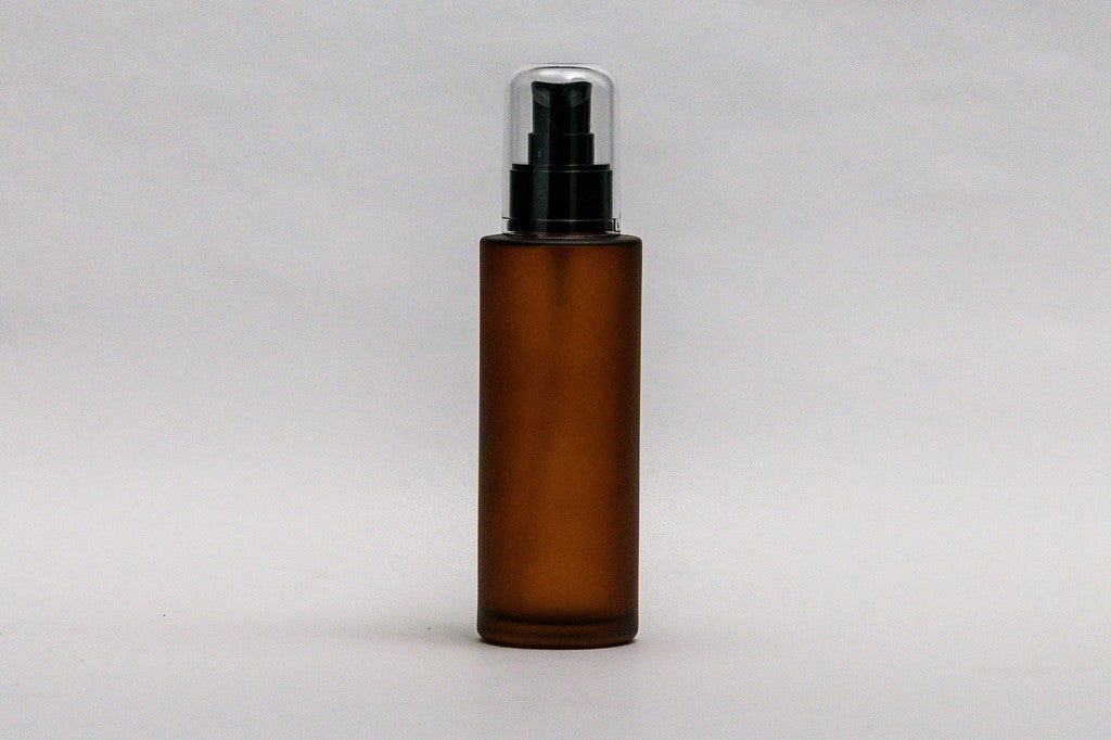 Botella 100 ml empavonada vidrio ámbar recto tapa ovalada
