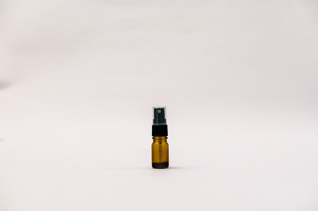 Botella 5 ml vidrio ámbar con spray atomizador negro 18/410