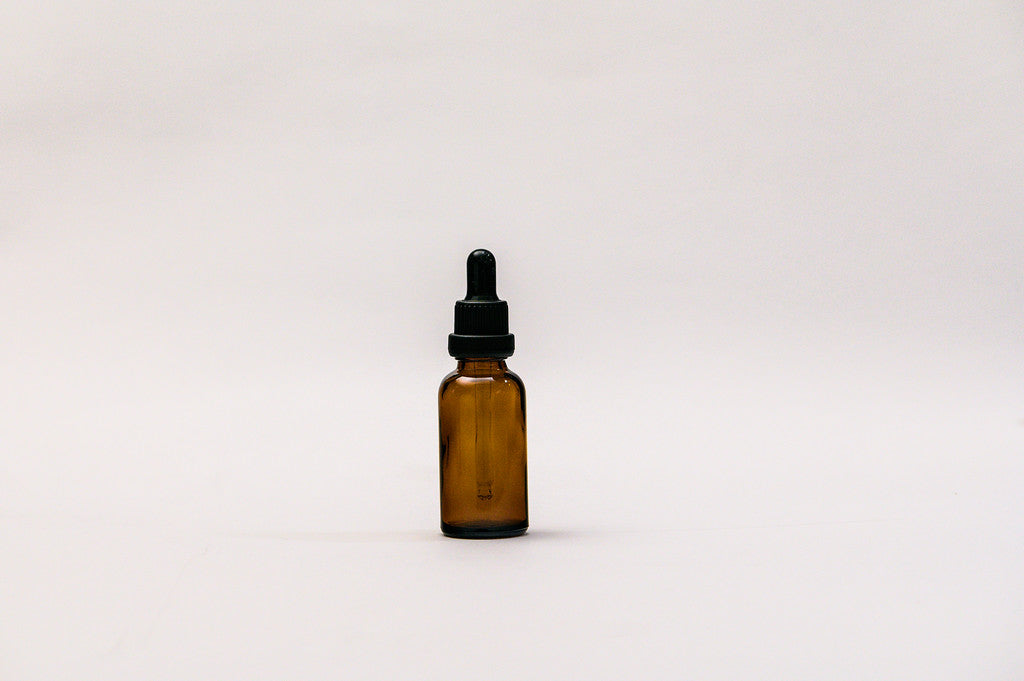 Gotario vidrio ámbar 30 ml sello seguridad negro goma negra y pipeta