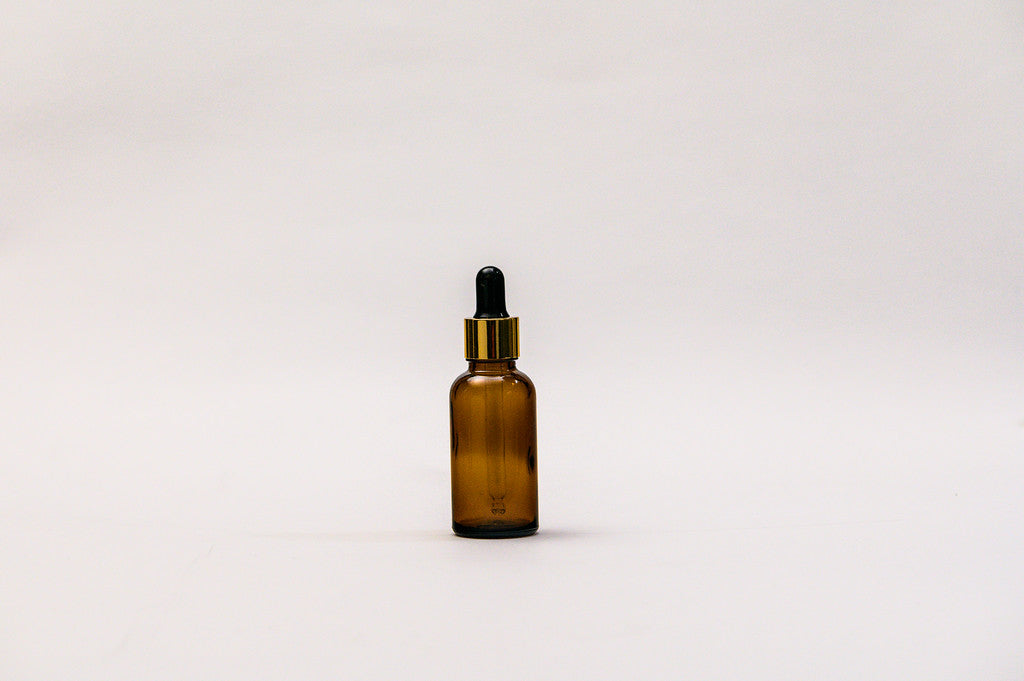 Gotario vidrio ámbar 30 ml tapa dorada goma negra y pipeta