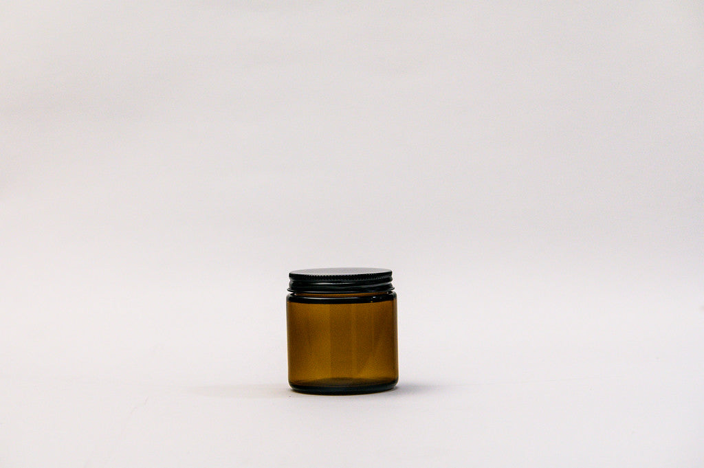 Pote frasco velas vidrio ámbar 100 ml tapa negra mate