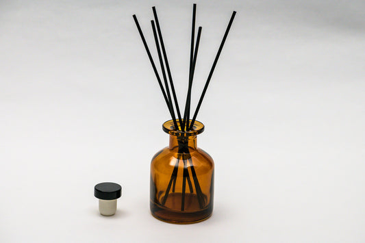 Mikado 150 ml difusor vidrio ámbar curvo con tap. varillas n.