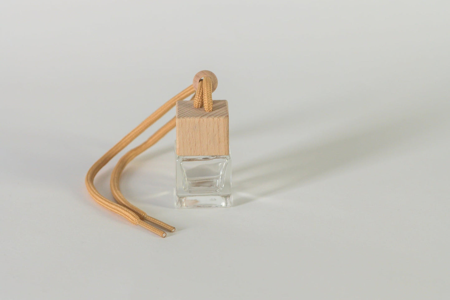 Envase 8 ml difusor auto cuadrado tapa cuadrada tapón