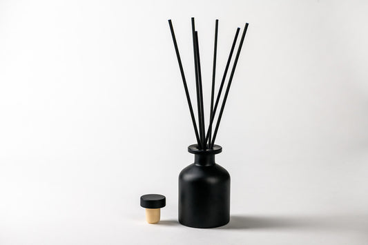 Mikado 90 ml difusor vidrio negro con tap. varillas n.