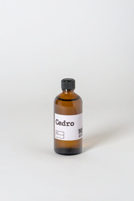 Esencia Aroma Cedro Multipropósito - 100 Gramos