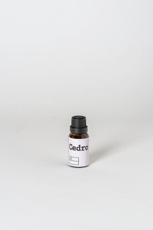 Esencia Aroma Cedro Multipropósito - 15 Gramos